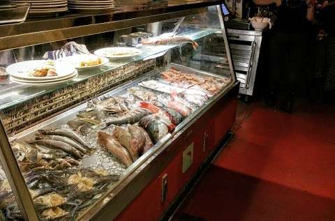 Photo: Claypots Seafood Bar